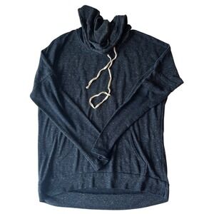 Free Kisses Dark Navy Hoodie Long Sleeve Drawstring Hood‎ Front Pocket Small